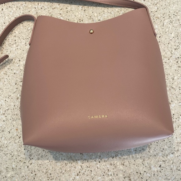 NWOT Samara vegan leather medium shoulder bag - Picture 3 of 7